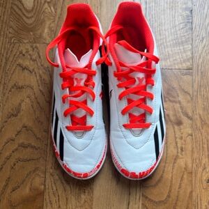 Adidas “Messi” Kids Indoor soccer cleats
Futsal or indoor turf